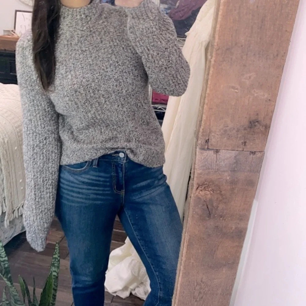 Marled knit sweater size large